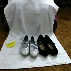Size 11/little girl dressy flat shoes